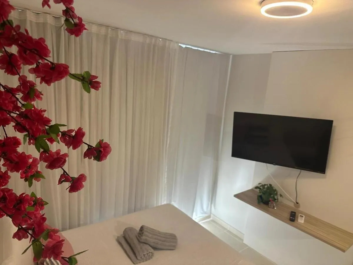 Flat Lindo Com Piscina Em Natal Apartman 0*,  Brazília